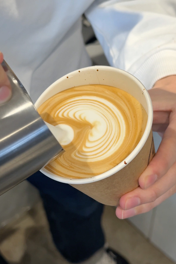 オリジナル焙煎のスペシャリティコーヒーを球場で楽しもう！