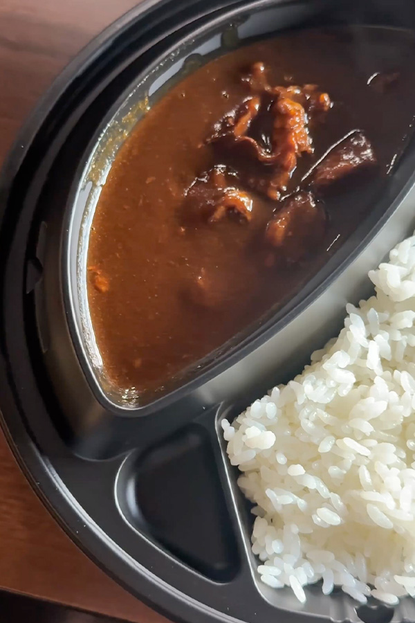 お肉がごろっと！プレミアムなビーフカレー！