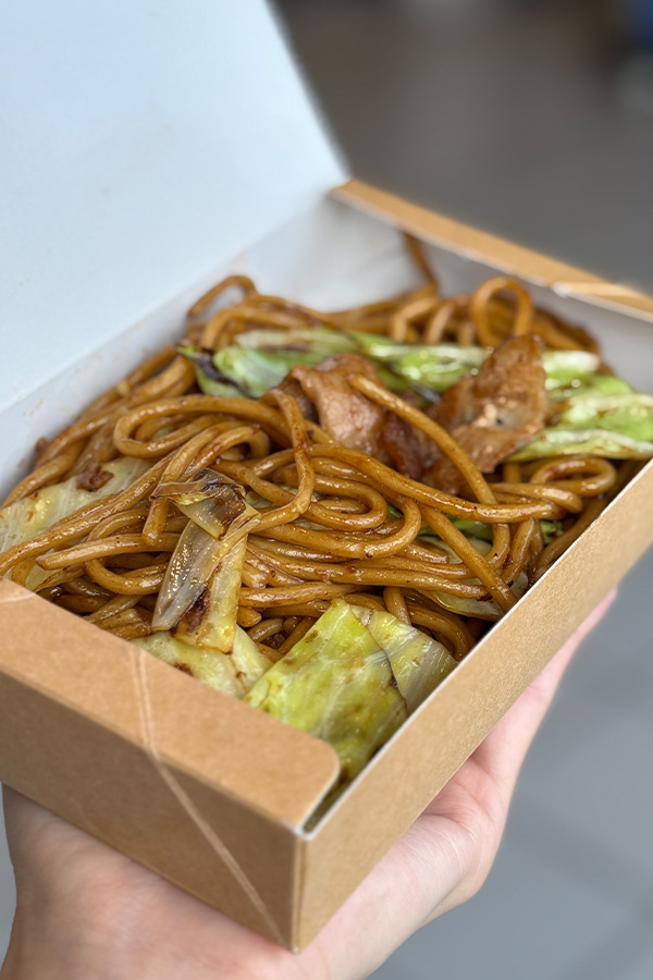 シンプルかつ王道の焼きそば